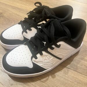 Nike Air Jordan - 5Y